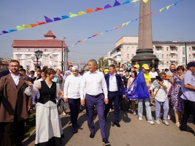 «Ставлю кол!»: Глава Башкирии раскритиковал работу минтуризма в организации фестиваля «Купец 2.0»