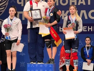 Тяжелоатлетка из Башкирии завоевала бронзу чемпионата России
