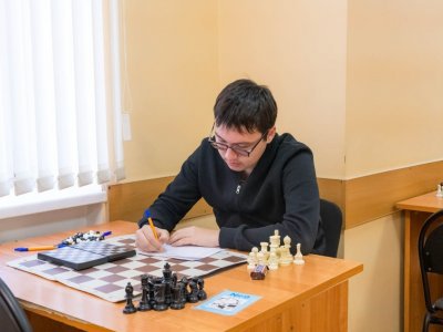 Уфимец Урал Хасанов одержал победу на турнире по решению шахматных задач в Туле
