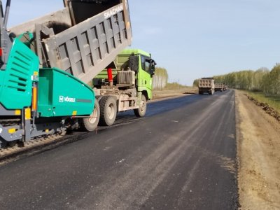 В Башкирии дорожные рабочие ремонтируют 2 км участка дороги в Шаранском районе