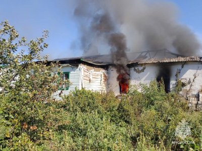 В Башкирии мужчина при попытке потушить пожар получил ожоги спины