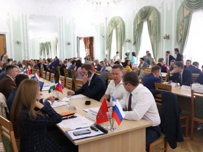 Предприятия Башкирии и Санкт-Петербурга провели деловые переговоры