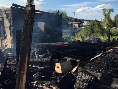 Житель Башкирии получил серьезные ожоги при пожаре в жилом доме