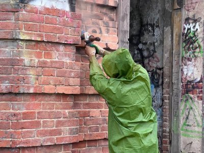 В Уфе начали уборку территории возле старинной водонапорной башни