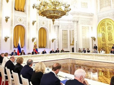 Глава Башкирии принял участие в заседании Госсовета по образованию в Москве