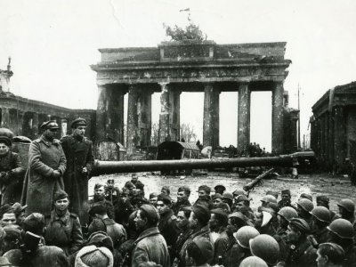 В этот день 78 лет назад войска Красной Армии овладели Берлином