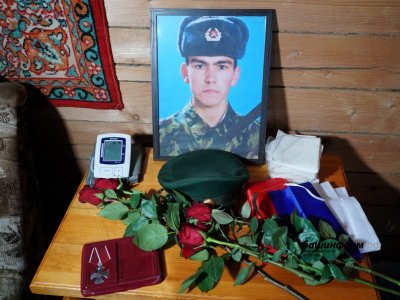 Радий Хабиров посетил в селе Аскино семью погибшего участника СВО Ильшата Самиева