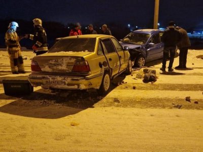 В Белебеевском районе Башкирии произошло лобовое столкновение легковушек, есть пострадавшие