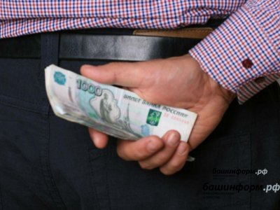В Башкирии трое экс-полицейских обвиняются в новых эпизодах получения взяток