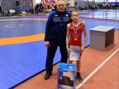 Юноша из Башкирии завоевал золотую медаль на турнире ПФО по греко-римской борьбе