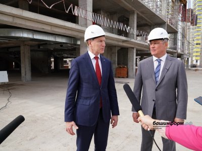 Министр спорта РФ Олег Матыцин и Радий Хабиров посетили стройплощадку уфимского Дворца борьбы