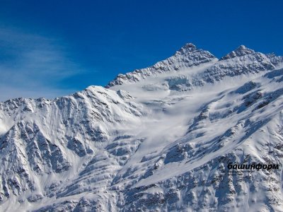 Безымянной вершине на Кавказских горах дали имя Мустая Карима