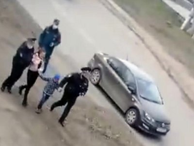 В МВД Башкирии объяснили видео, на котором плачущих детей забирает полиция